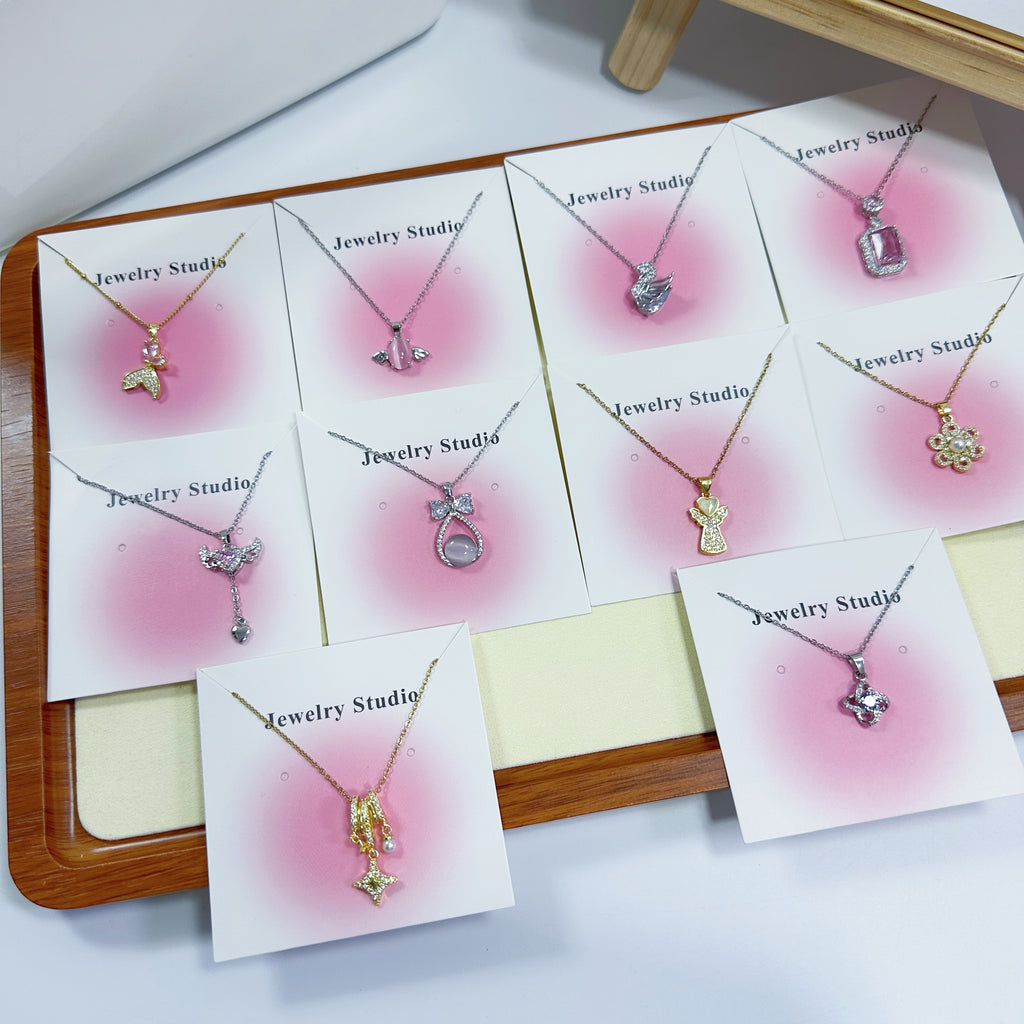 Fashion Necklace Mystery Scoop Lucky Bag ( Necklace + Mystery Accessories )