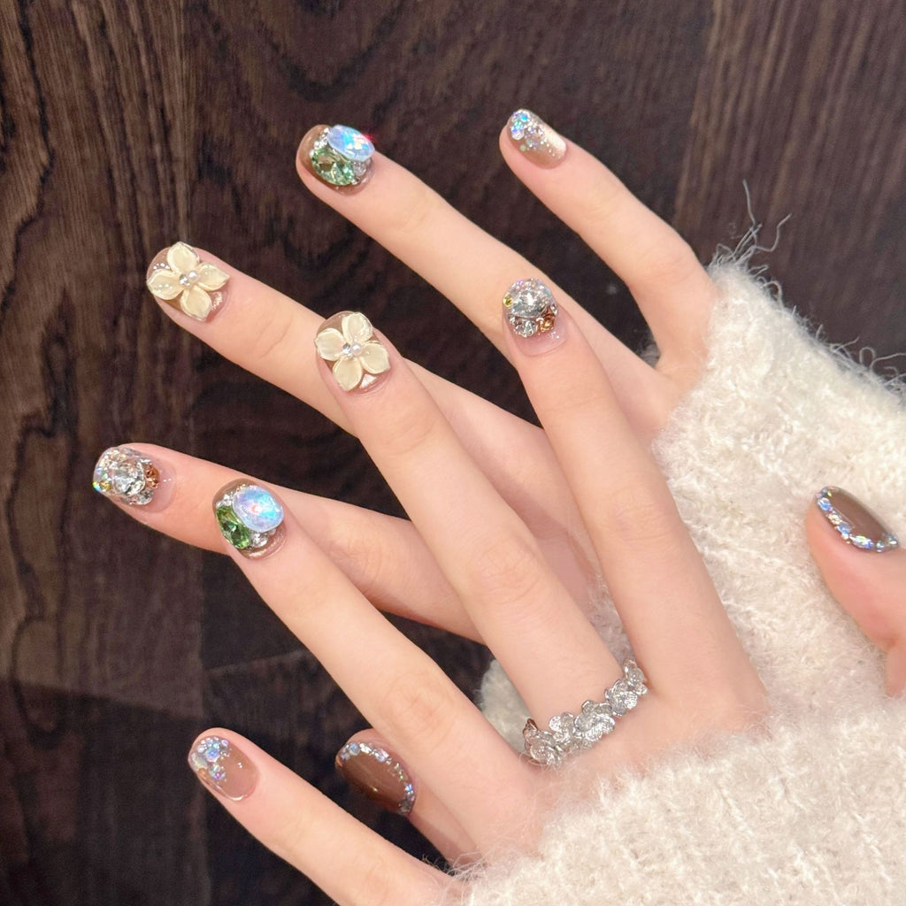 [3D Summer Flower Green Gem]   (Handmade press on nails)  Short/Oval Nails 10pcs/set MRK3162