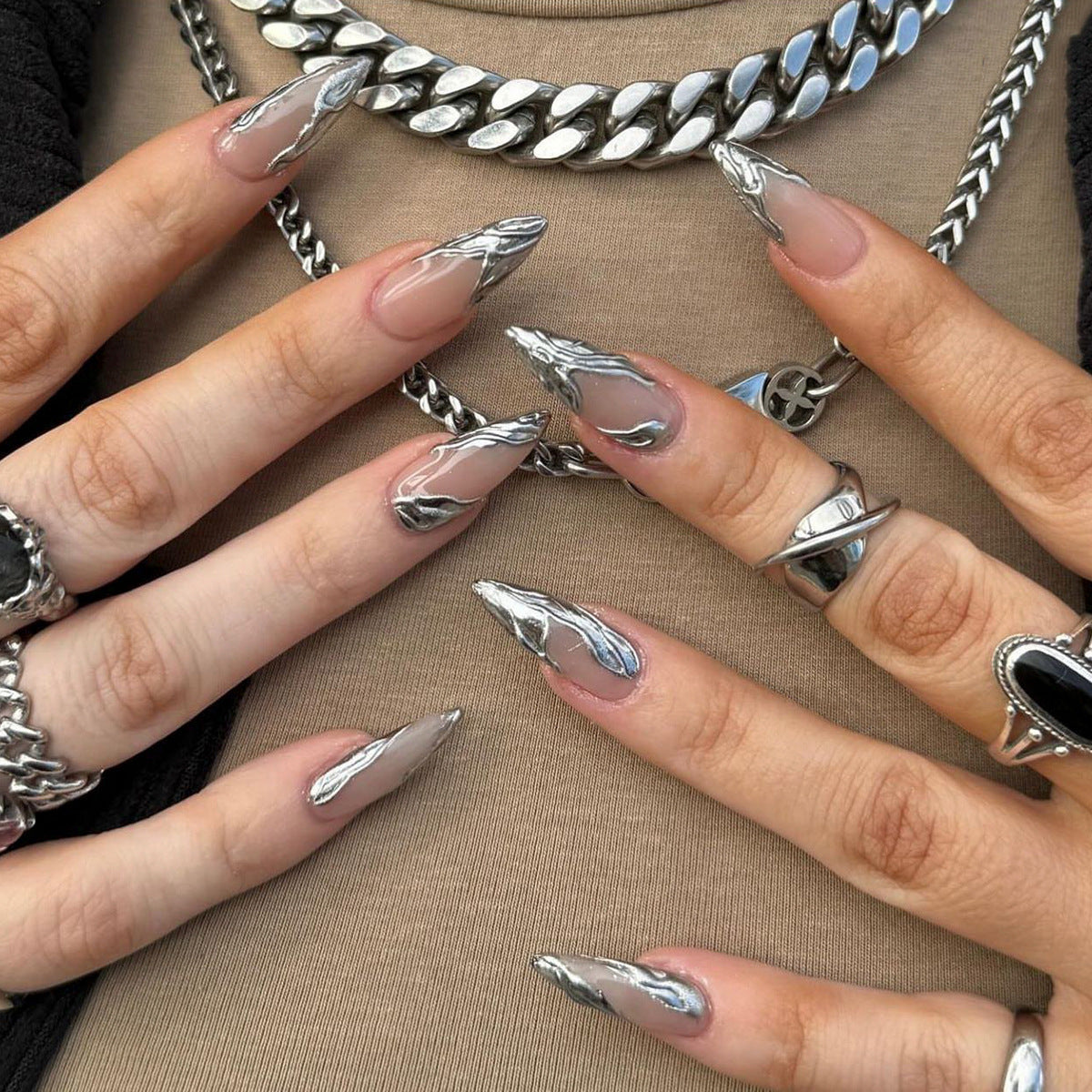 [Moderm 3D Sliver]   Medium/Almond Nails    press on nails   24pcs/set