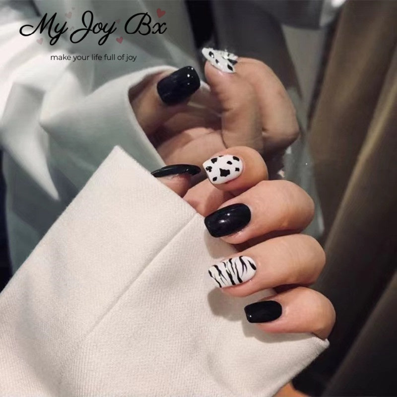 [Sweet Black White]  Short/Squoval press on nails  24pcs/set
