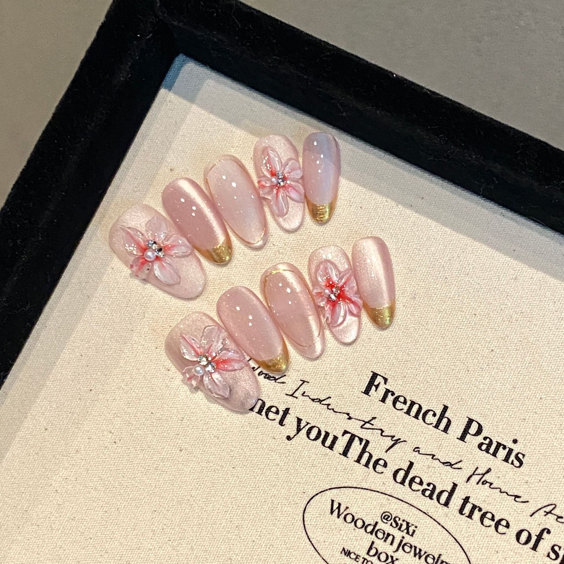 [3D Pink Dream Garden]   (Handmade press on nails)  Medium/Oval Nails 10pcs/set