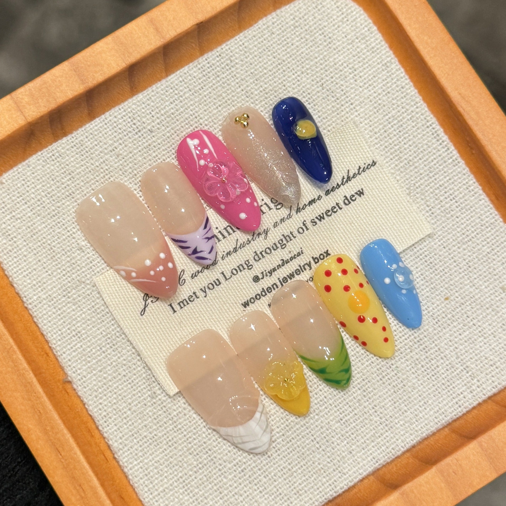 [Happy Dopamine]   Medium/Almond Handmade press on nails  10pcs/set