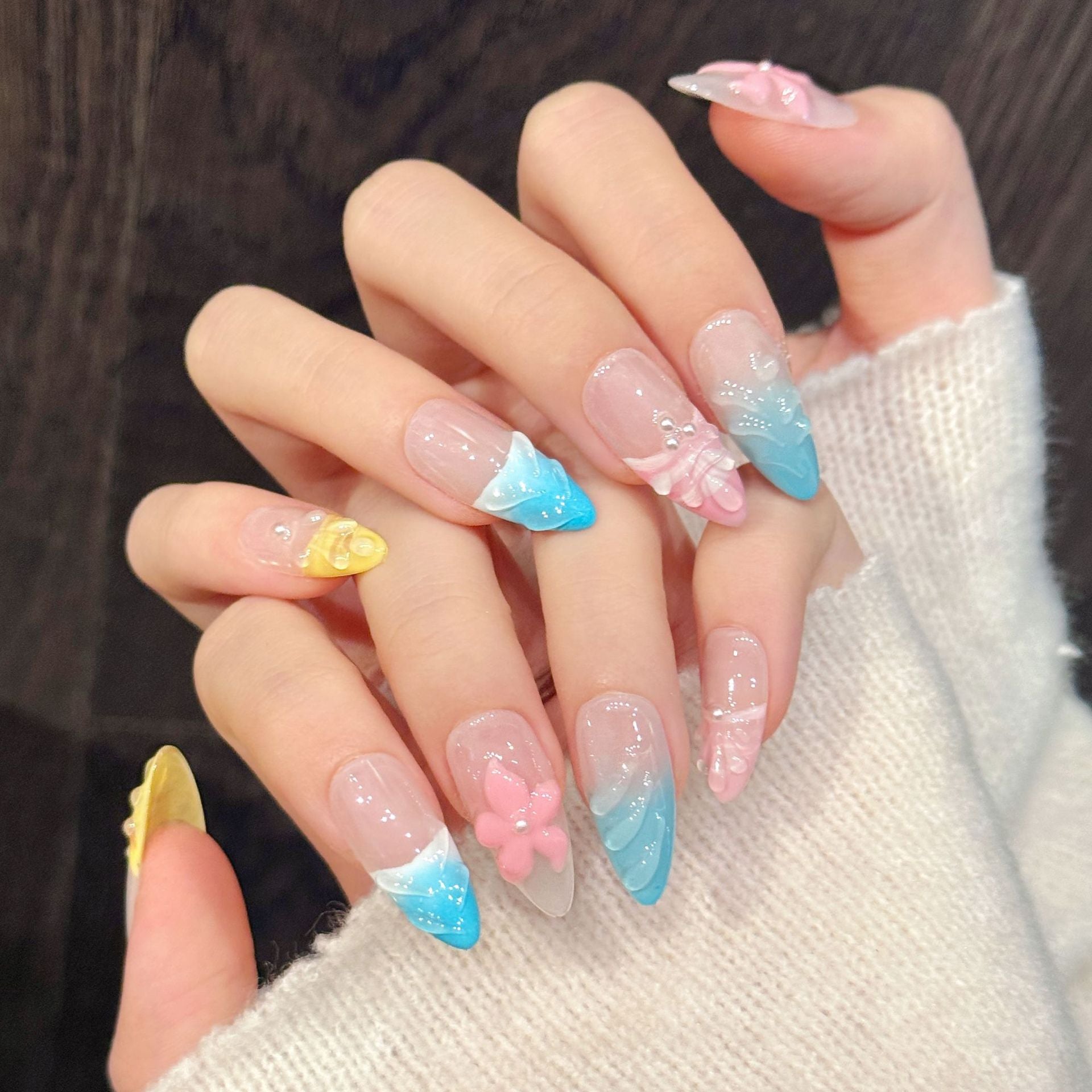 [3D Beach Shell Flower]   (Handmade press on nails)  Medium/Almond Nails 10pcs/set